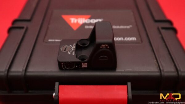 Trijicon RMR RM06 3.25 MOA In Case Great Condition Penny Start! - Image 2